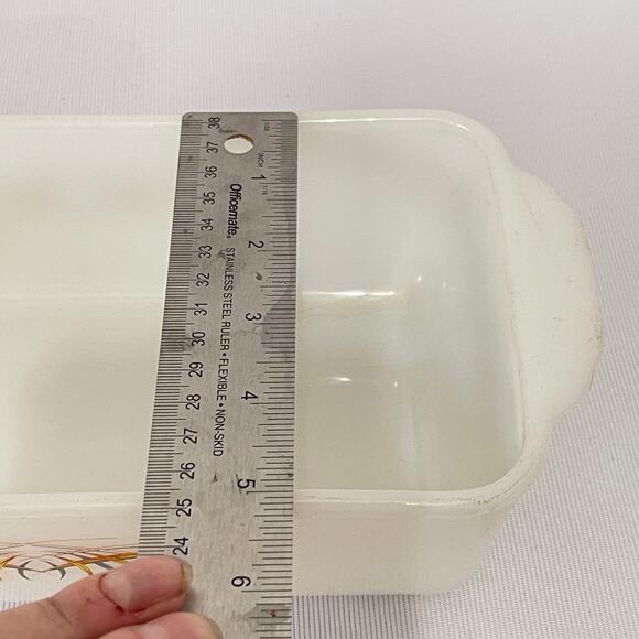 Vintage Fire King Wheat Pattern 409 Loaf Pan Dish 1 Qt USA Baking Dish 9x5 - Picture 2 of 11